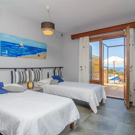 Ses Penyes Rotges Cala d'Or (Mallorca)